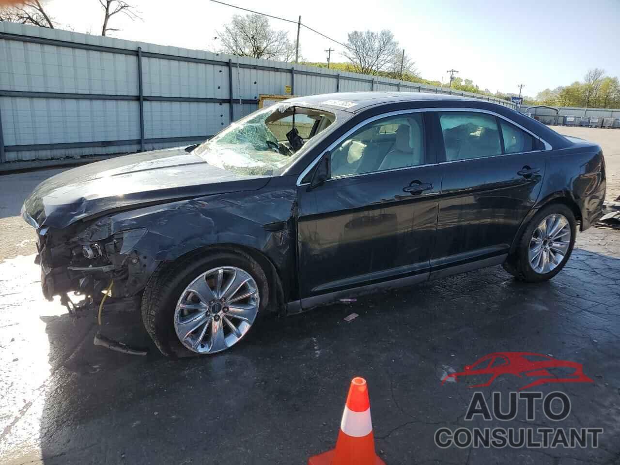 FORD TAURUS 2011 - 1FAHP2FW7BG117676