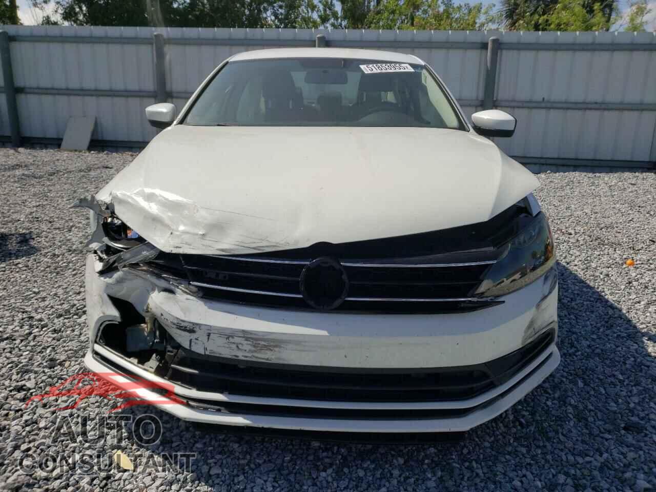 VOLKSWAGEN JETTA 2017 - 3VW2B7AJ2HM323863