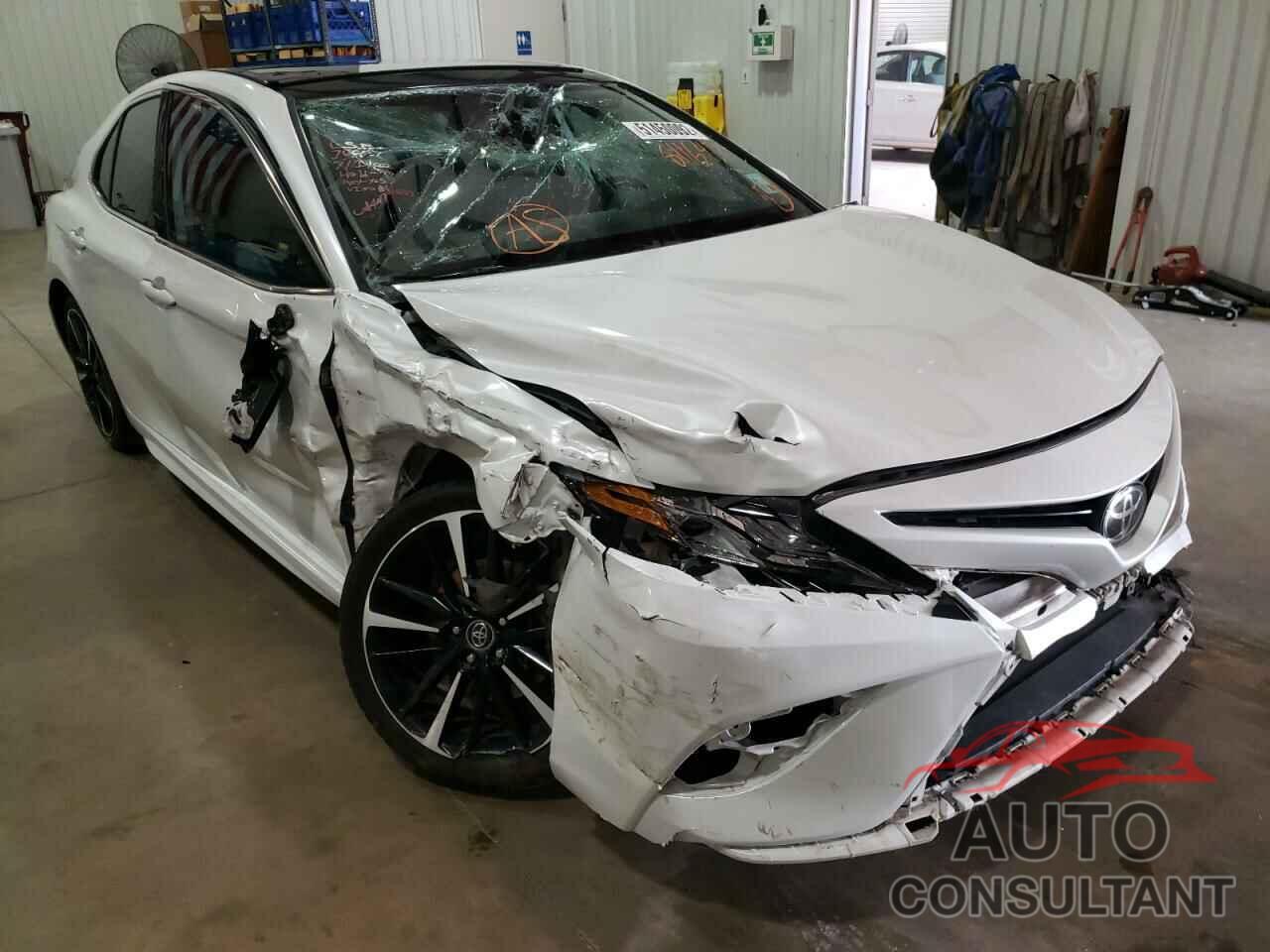 TOYOTA CAMRY 2019 - 4T1B61HK2KU811647