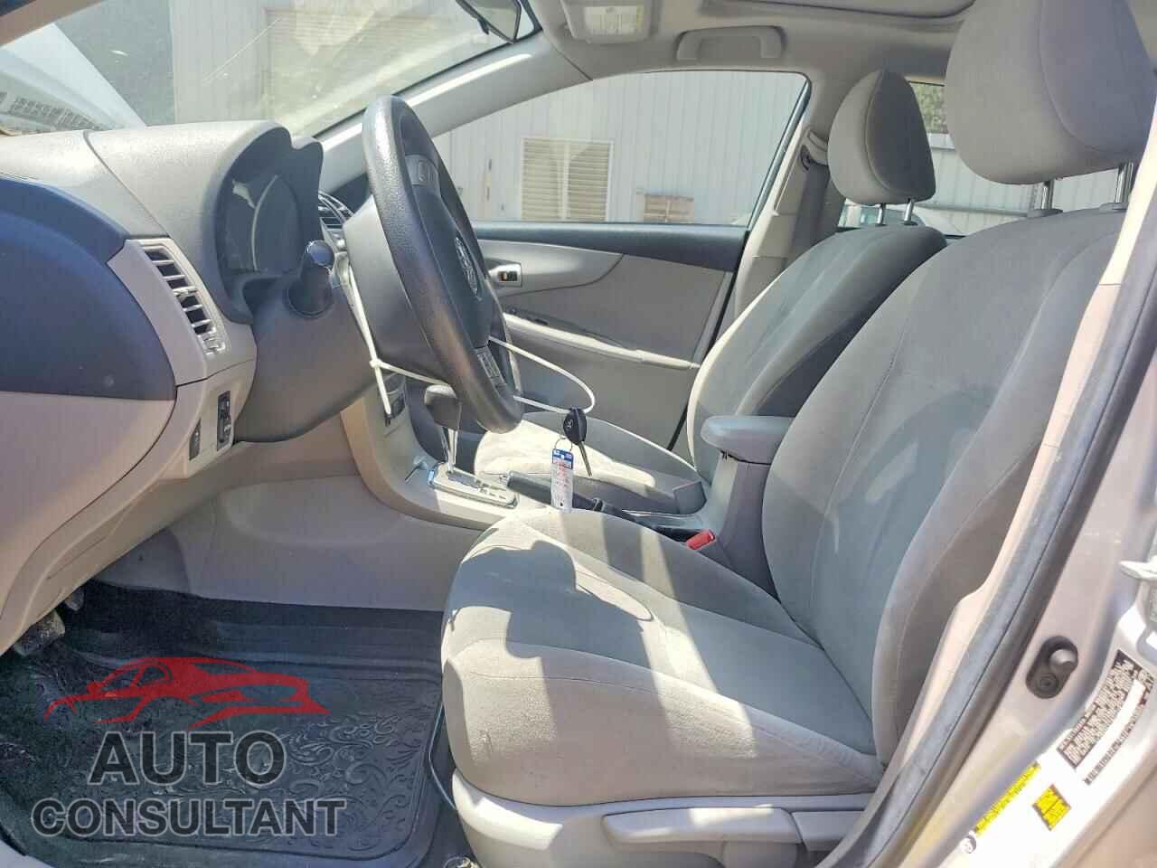 TOYOTA COROLLA 2011 - 2T1BU4EE7BC722616