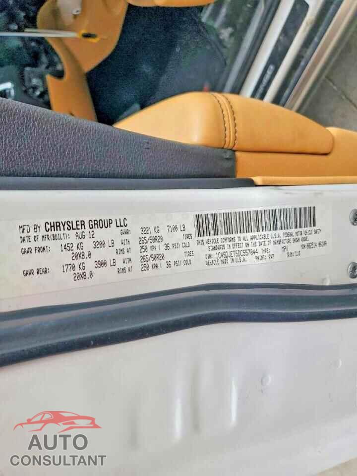 DODGE DURANGO 2013 - 1C4SDJET5DC557044