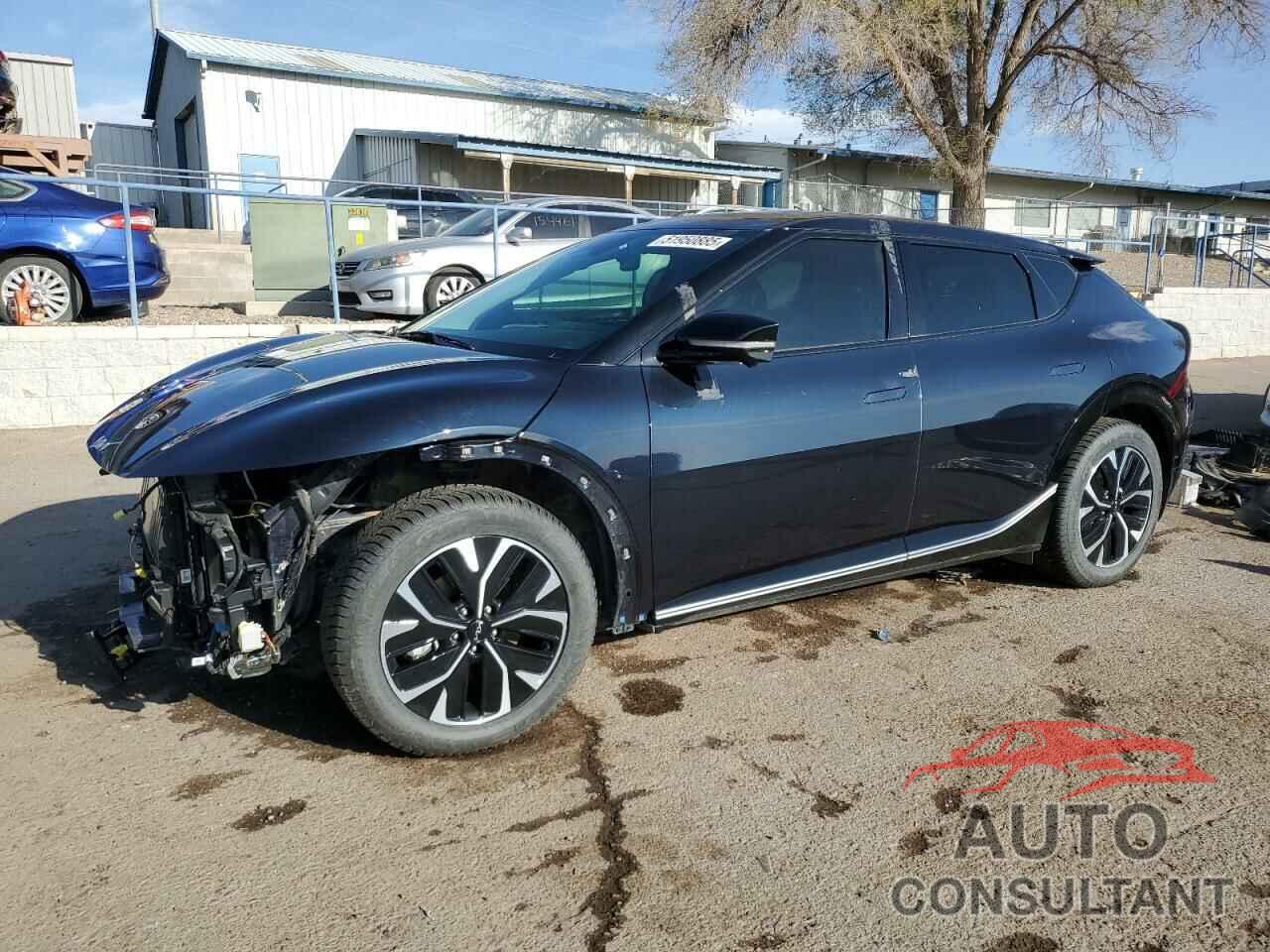 KIA EV6 LIGHT 2023 - KNDC3DLC8P5092361