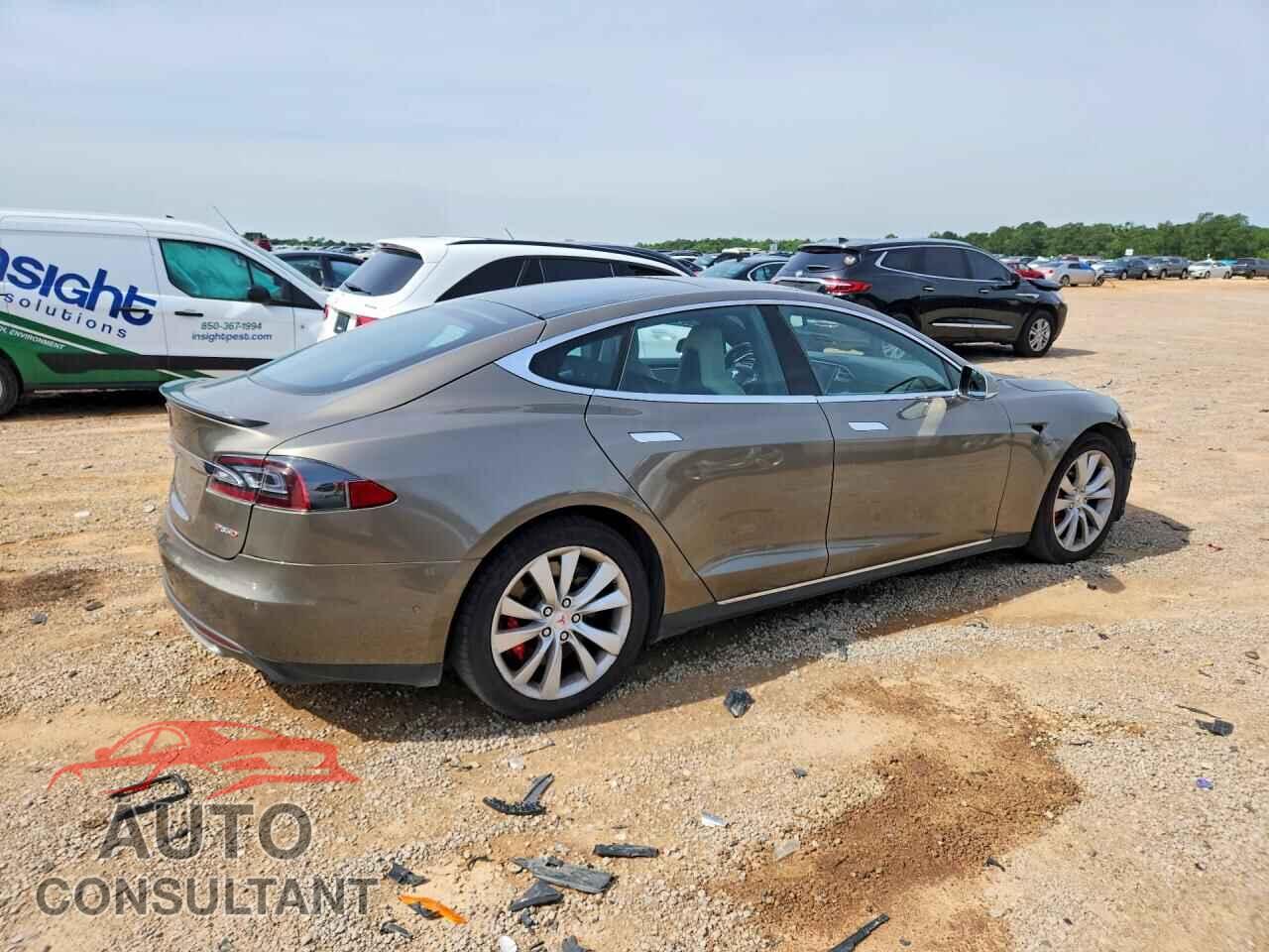 TESLA MODEL S 2015 - 5YJSA1H47FF089823