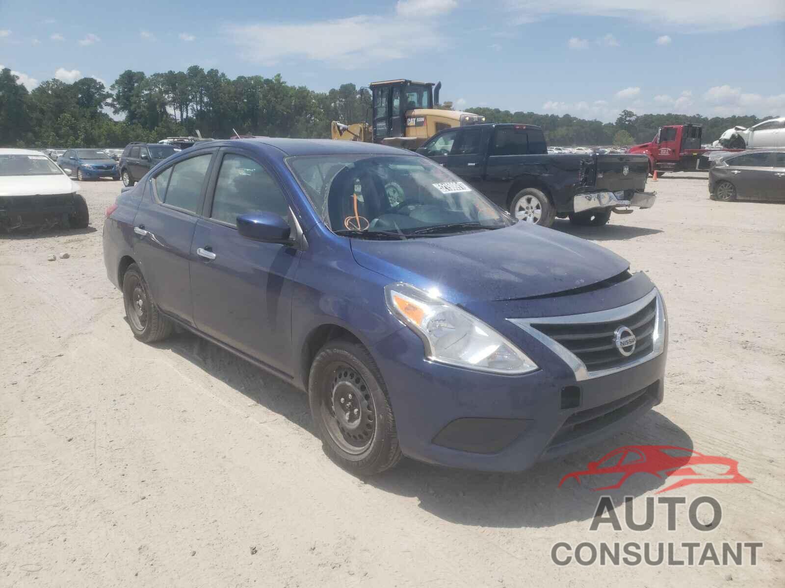 NISSAN VERSA 2019 - 3N1CN7AP6KL867303