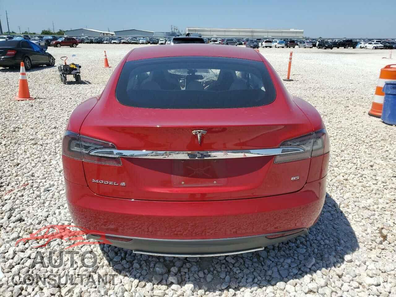 TESLA MODEL S 2013 - 5YJSA1CN1DFP26864