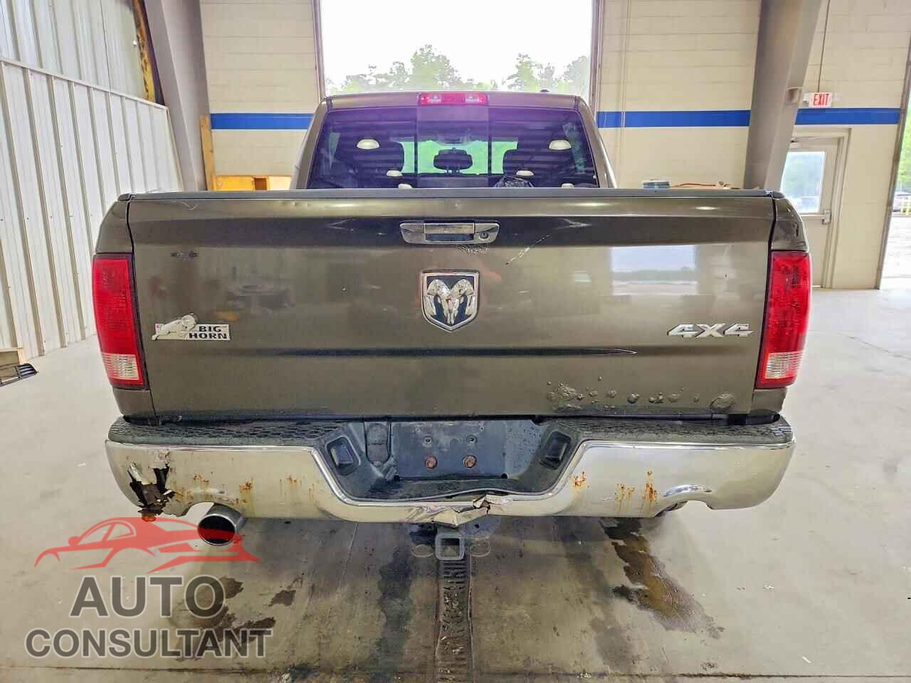 DODGE RAM 1500 2012 - 1C6RD7LT3CS146676