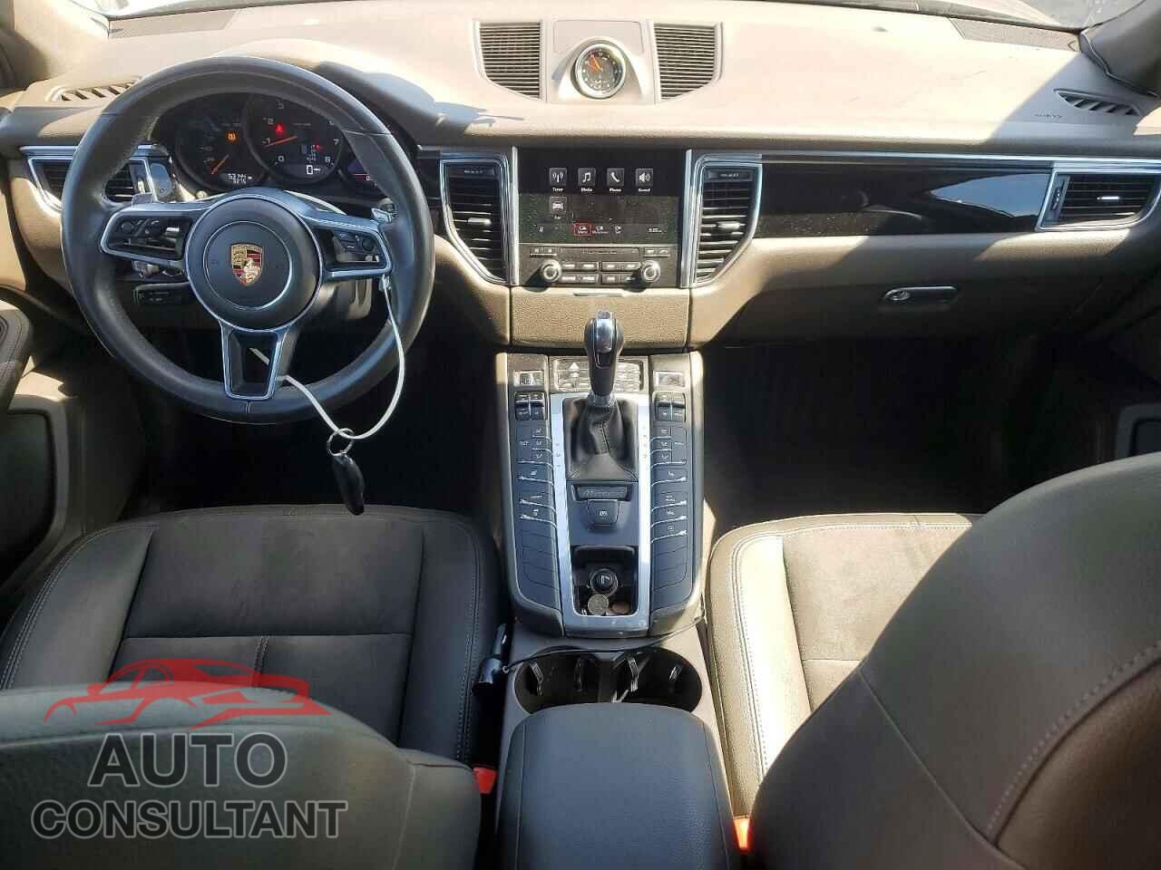 PORSCHE MACAN 2018 - WP1AA2A51JLB21576