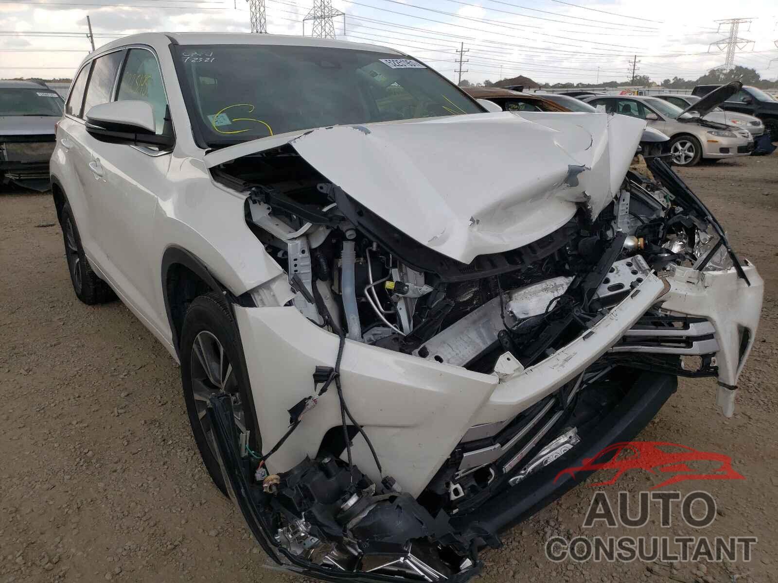 TOYOTA HIGHLANDER 2017 - 5TDZARFHXHS027916