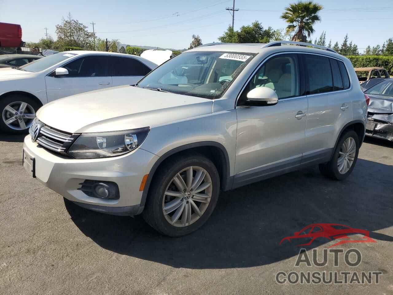 VOLKSWAGEN TIGUAN 2012 - WVGAV7AXXCW521394
