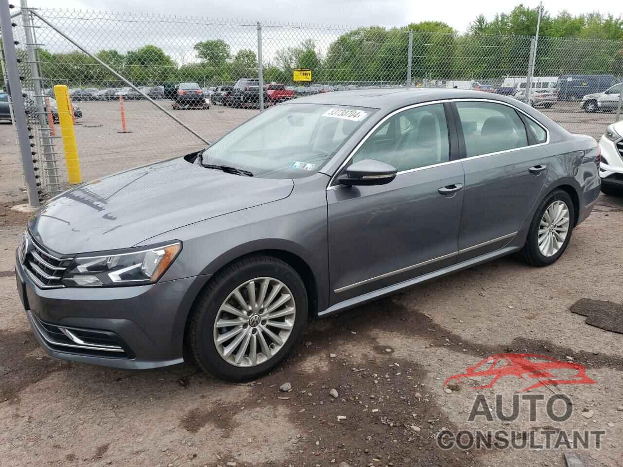 VOLKSWAGEN PASSAT 2017 - 1VWBT7A35HC021421