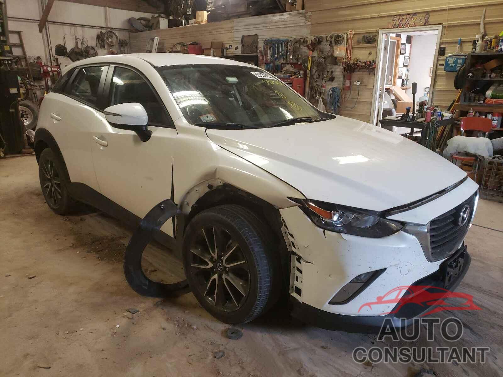 MAZDA CX-3 2017 - JM1DKFC71H0159046