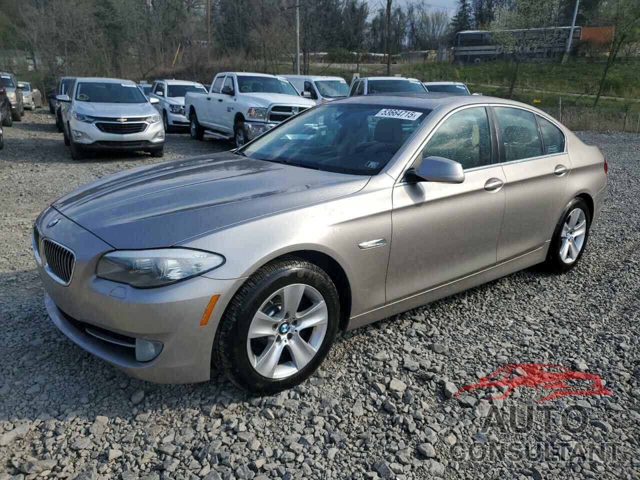 BMW 5 SERIES 2013 - WBAXH5C54DDW16713
