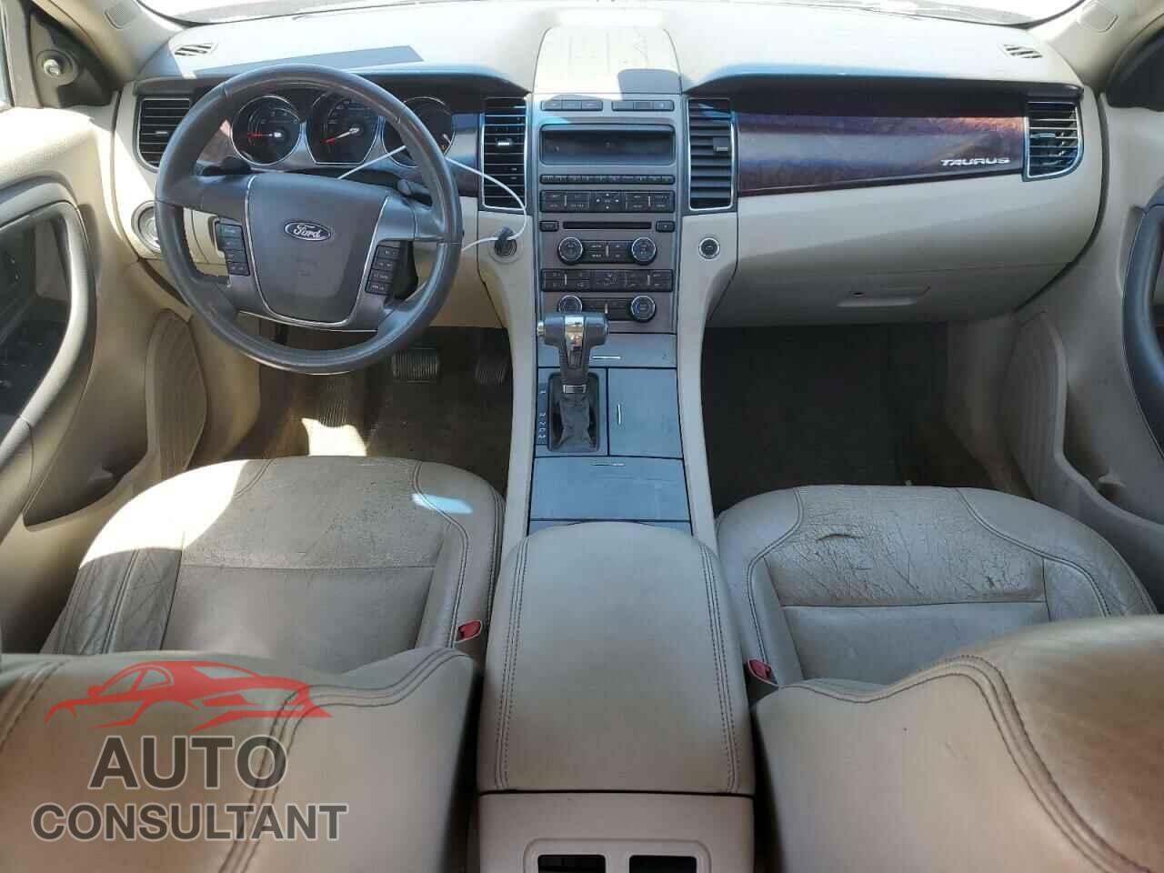 FORD TAURUS 2010 - 1FAHP2EW2AG117584