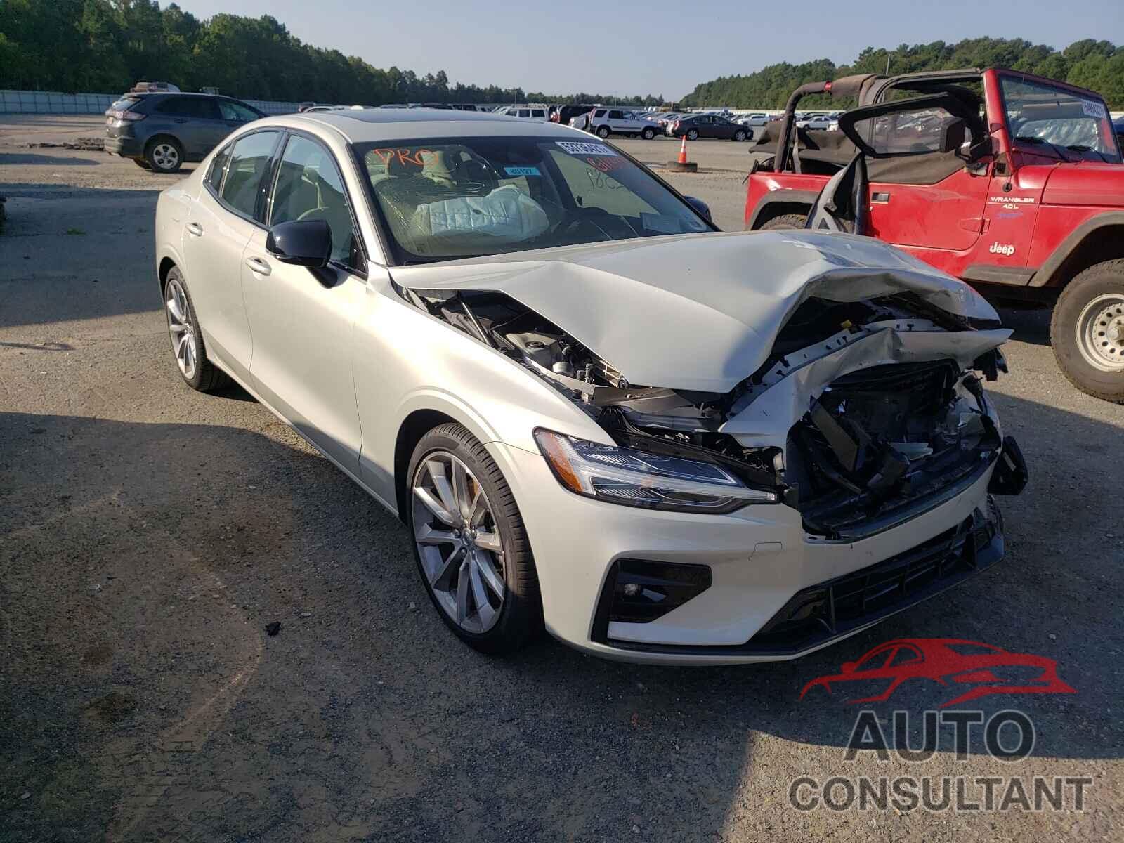 VOLVO S60 2021 - 7JR102FZ9MG118391