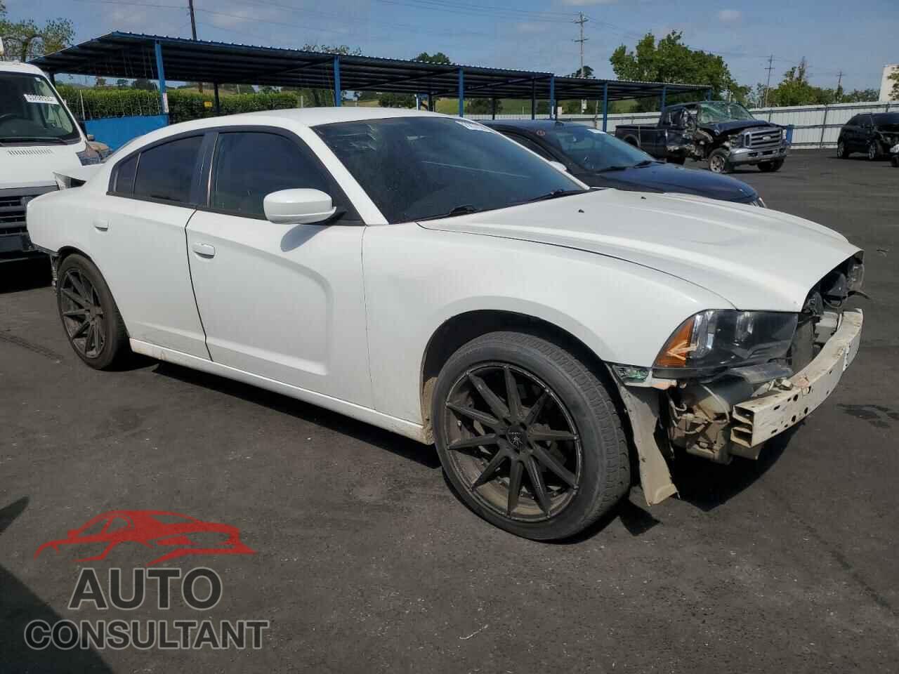DODGE CHARGER 2011 - 2B3CL3CG2BH512096
