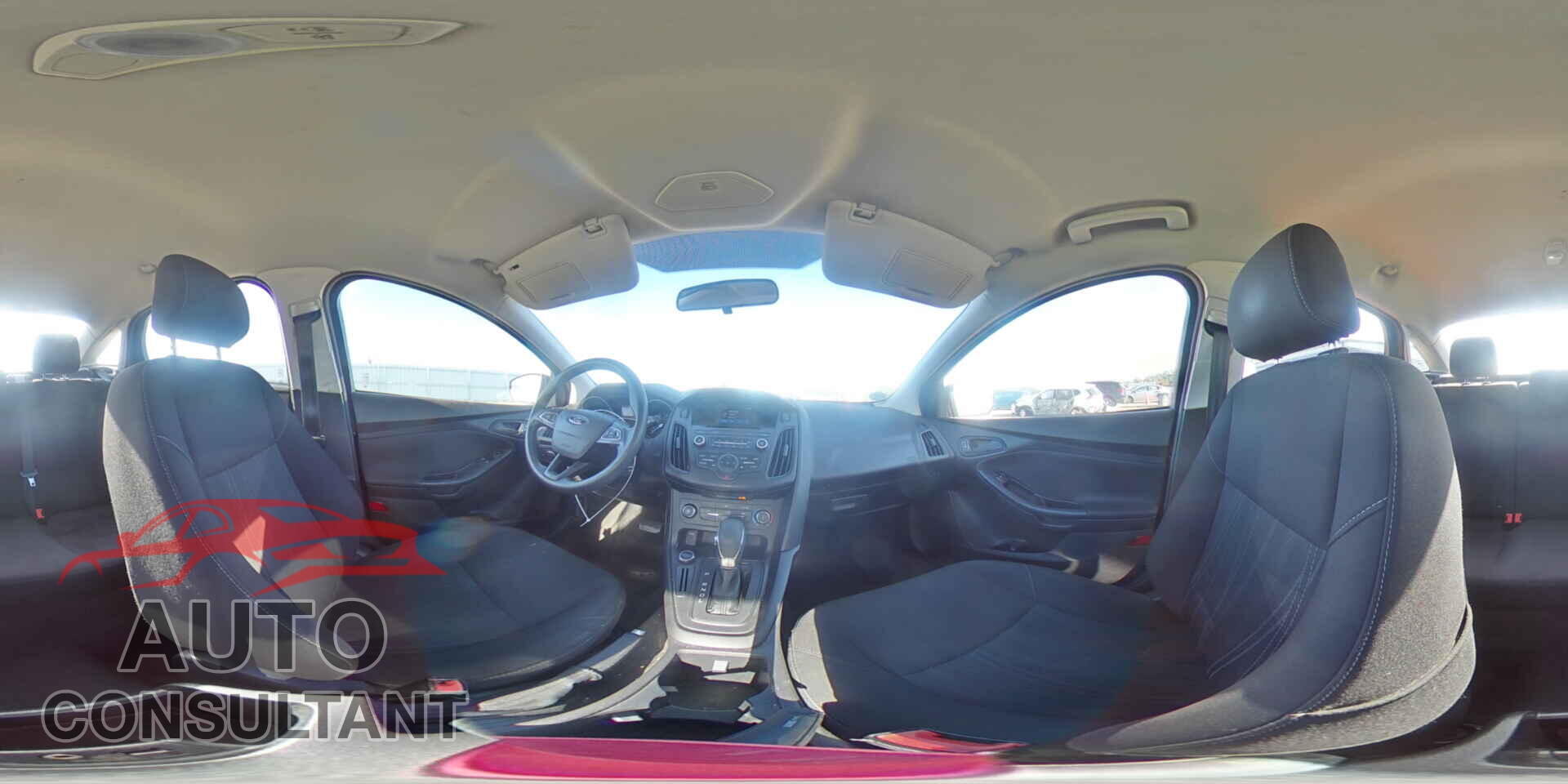 FORD FOCUS 2017 - 1FADP3E28HL239093