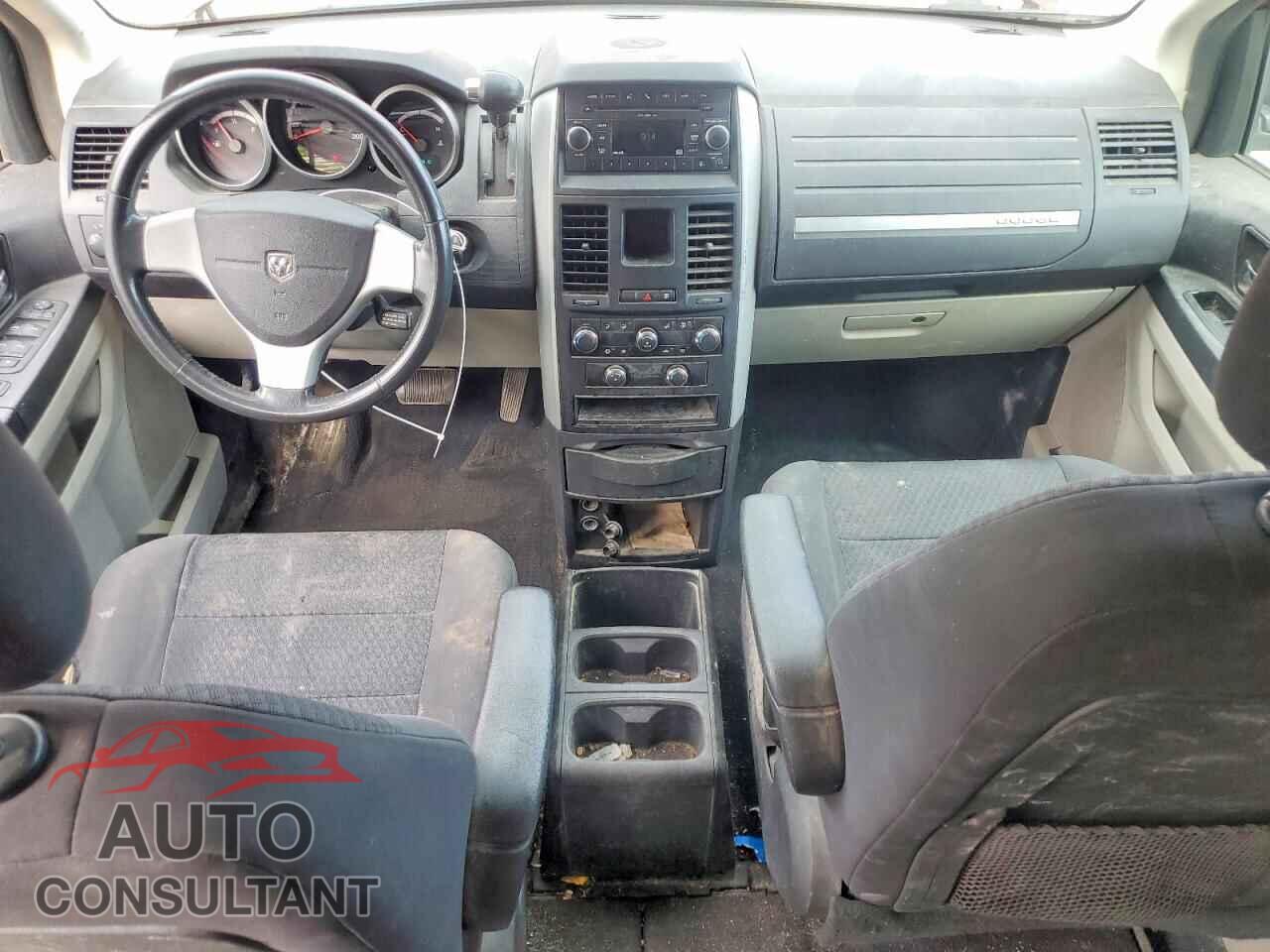 DODGE CARAVAN 2010 - 2D4RN4DE8AR370077