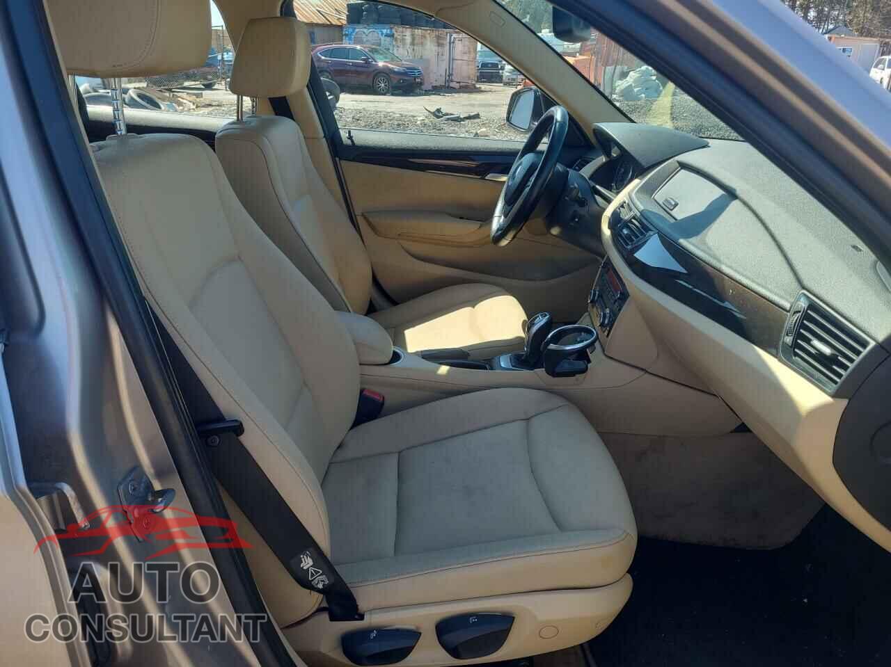 BMW X1 2013 - WBAVL1C51DVR89832