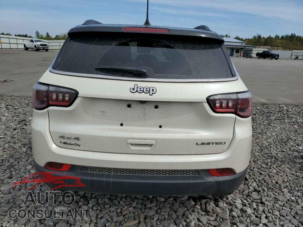 JEEP COMPASS 2018 - 3C4NJDCB5JT373868