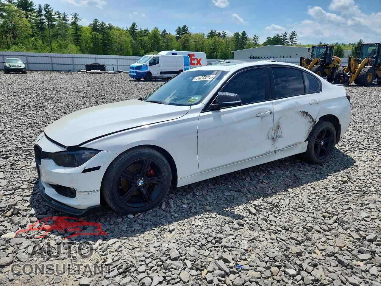 BMW 3 SERIES 2013 - WBA3B5G58DNS04153