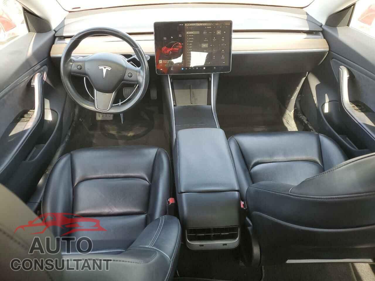 TESLA MODEL 3 2018 - 5YJ3E1EA4JF061733