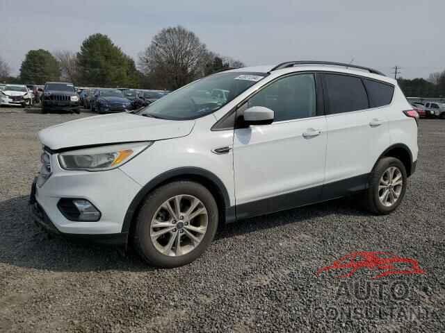 FORD ESCAPE 2018 - 1FMCU0GD4JUB17497