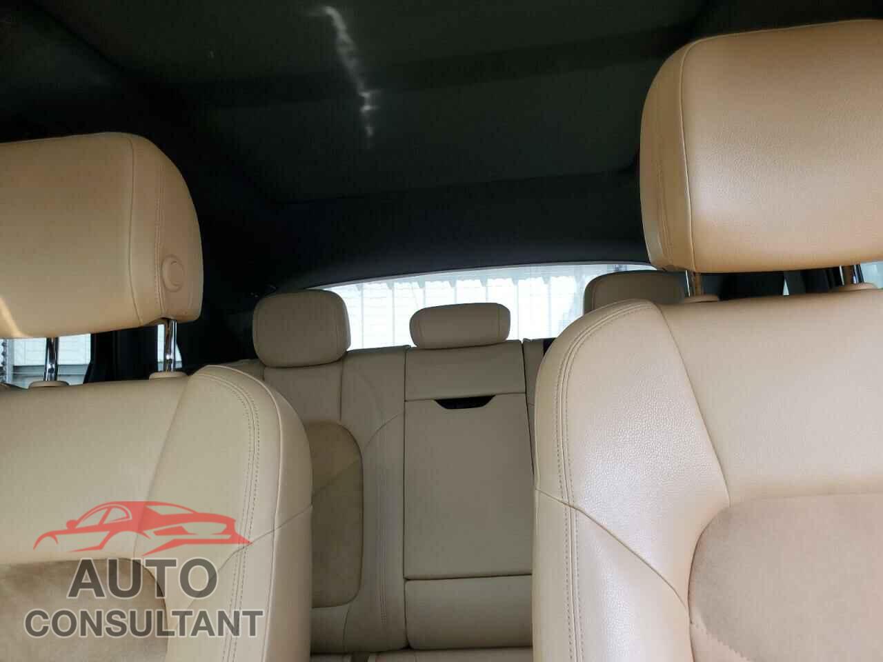 PORSCHE MACAN 2017 - WP1AA2A51HLB07509