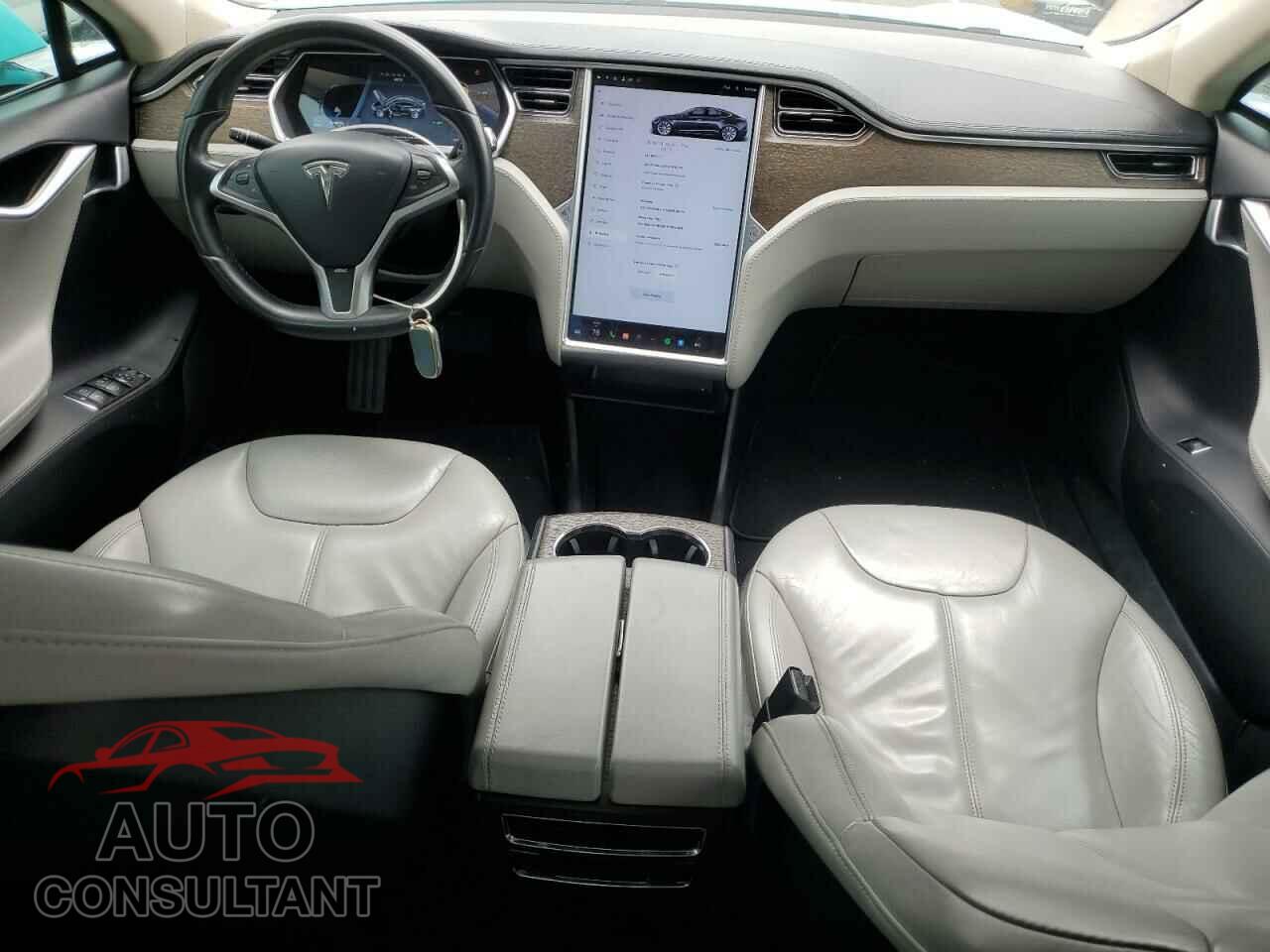 TESLA MODEL S 2013 - 5YJSA1DN6DFP05779
