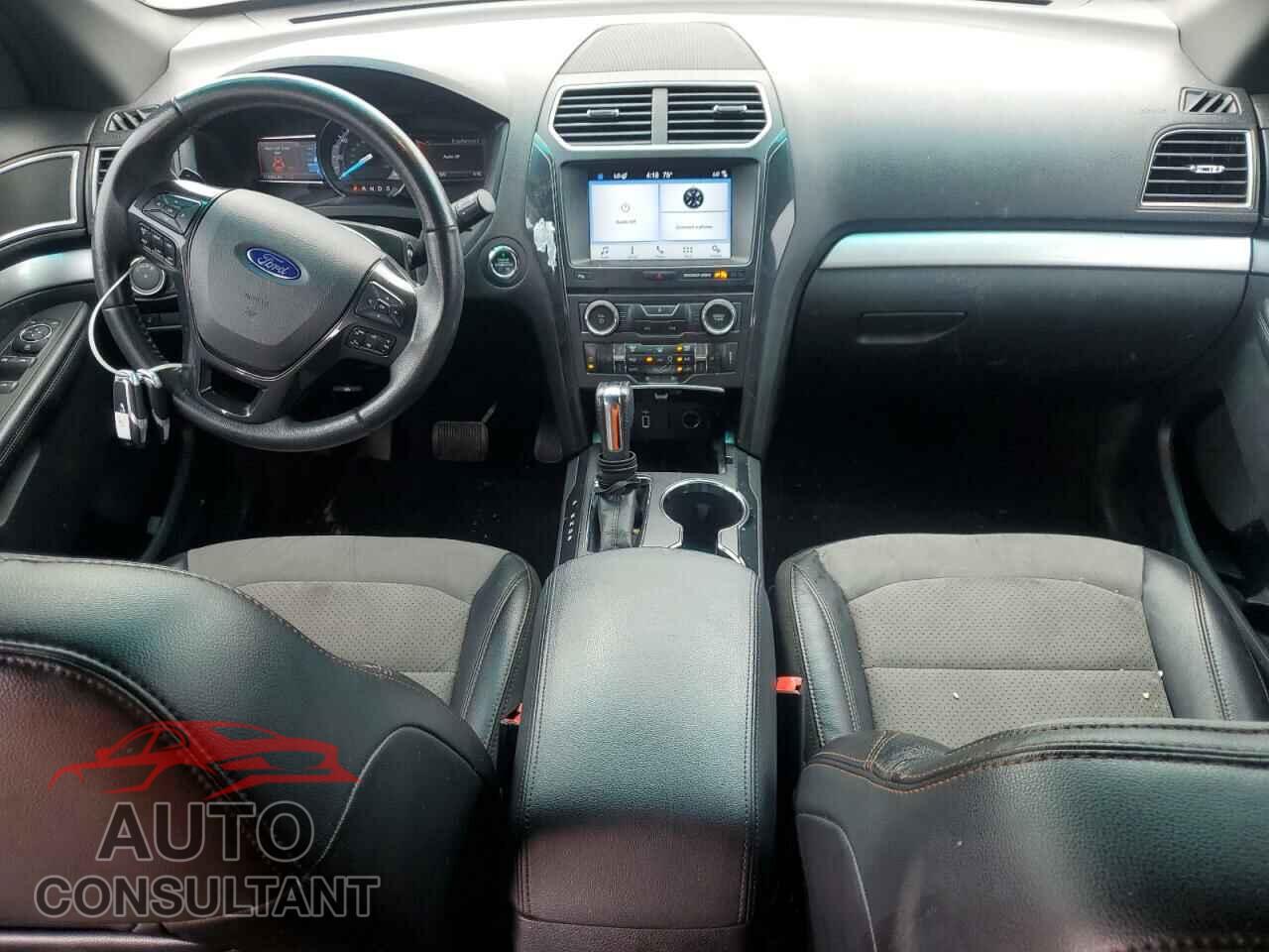 FORD EXPLORER 2017 - 1FM5K7D80HGA40943