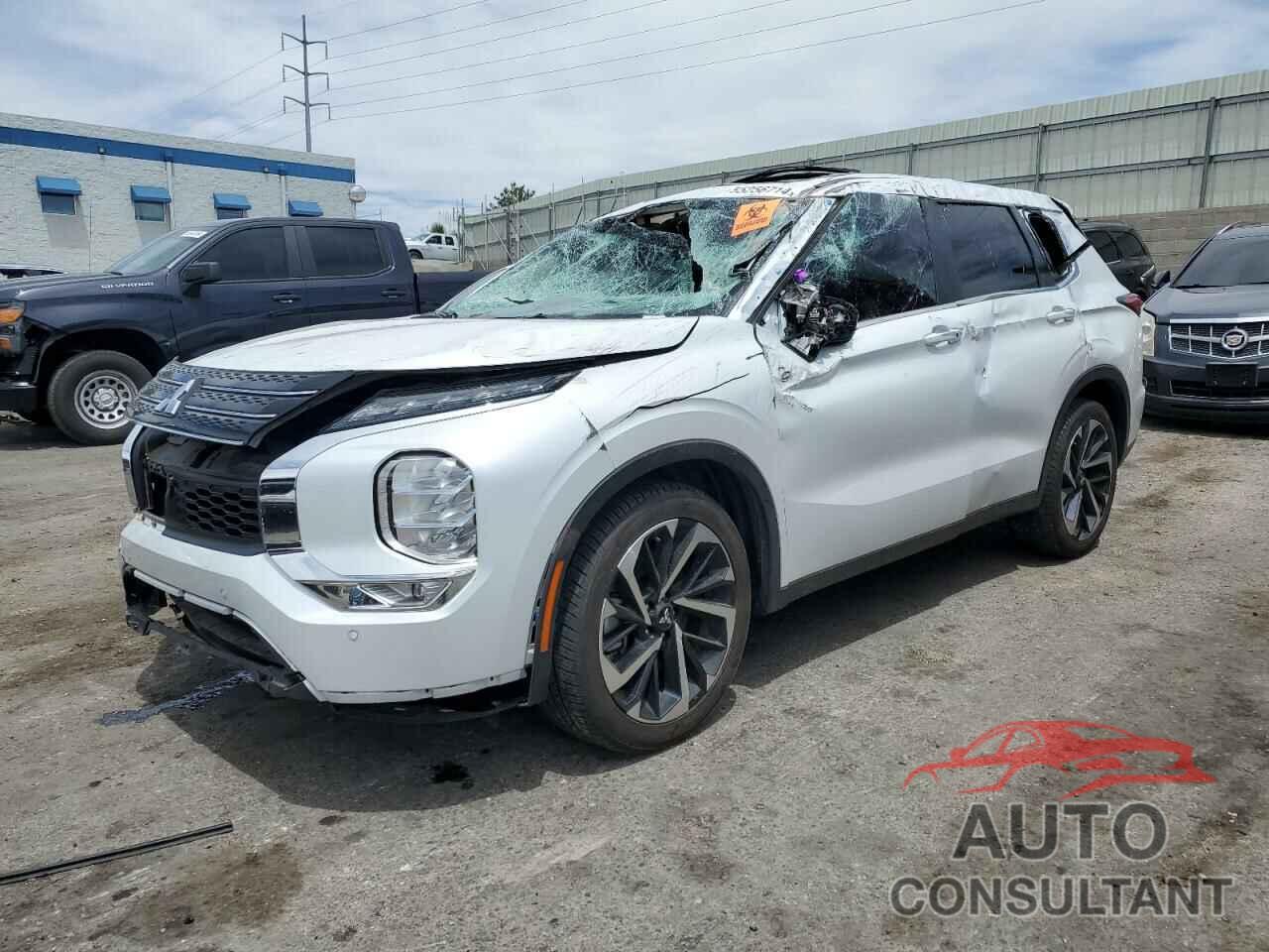 MITSUBISHI OUTLANDER 2023 - JA4J3UA83PZ040905