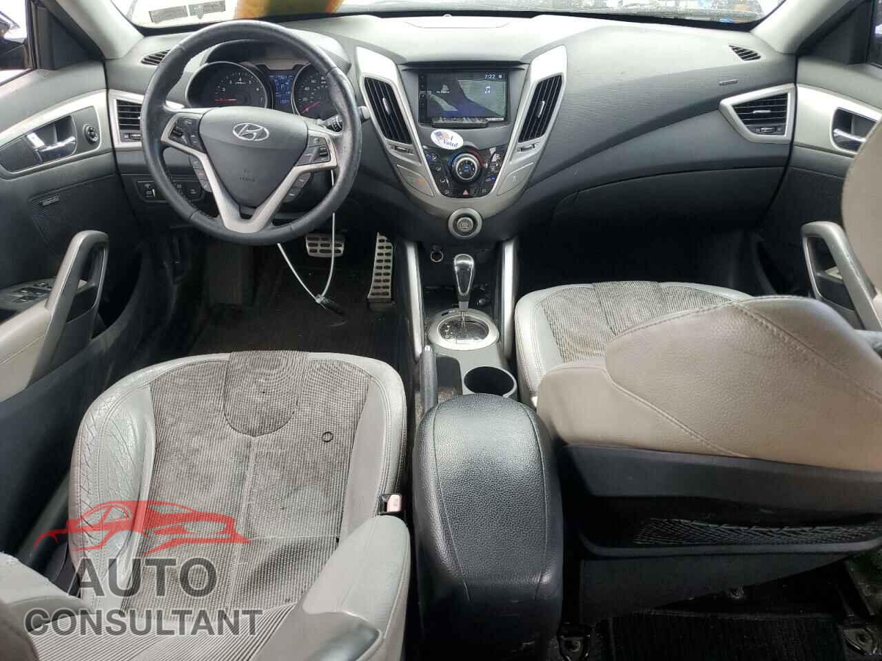 HYUNDAI VELOSTER 2012 - KMHTC6AD2CU047595