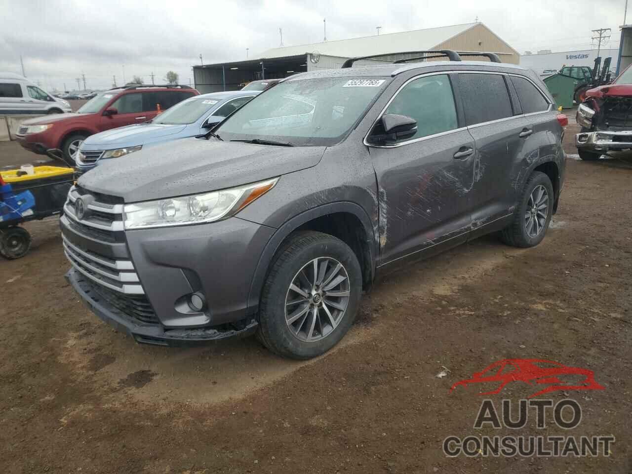 TOYOTA HIGHLANDER 2018 - 5TDJZRFHXJS541874