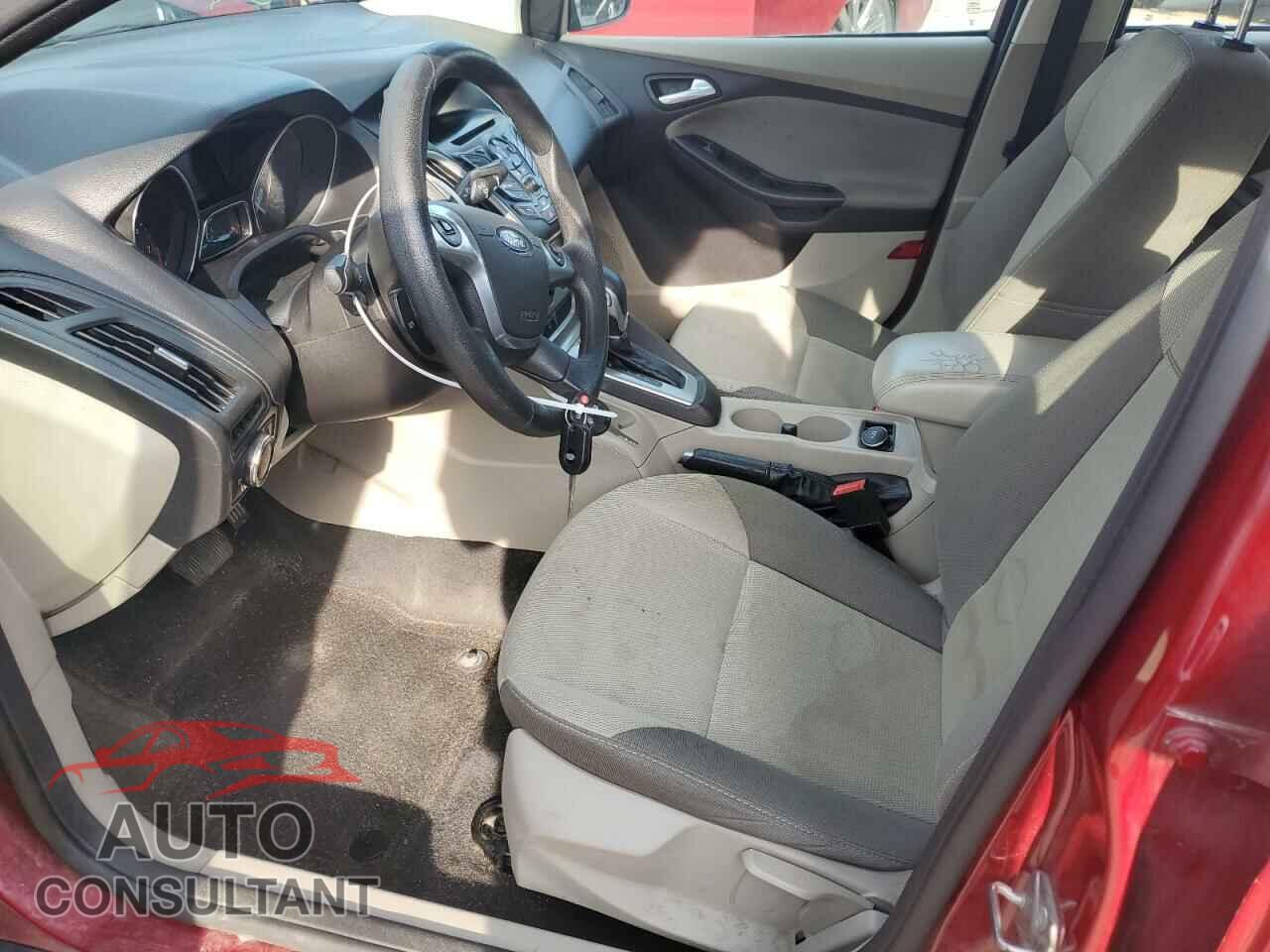 FORD FOCUS 2014 - 1FADP3F25EL429024