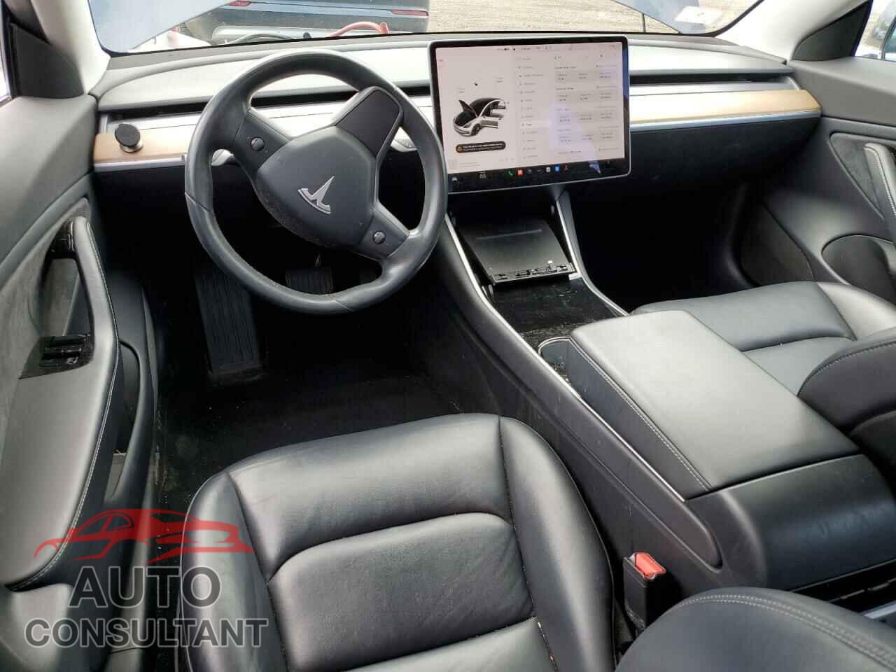 TESLA MODEL 3 2018 - 5YJ3E1EB7JF065980