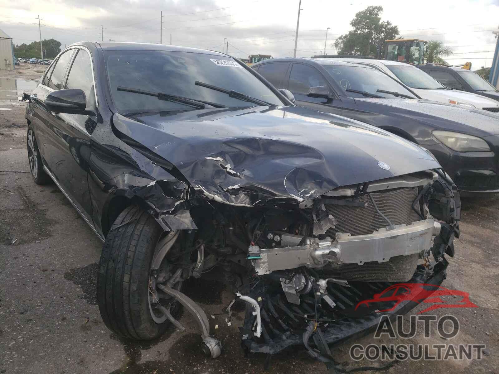 MERCEDES-BENZ C-CLASS 2016 - 55SWF4JB8GU159732
