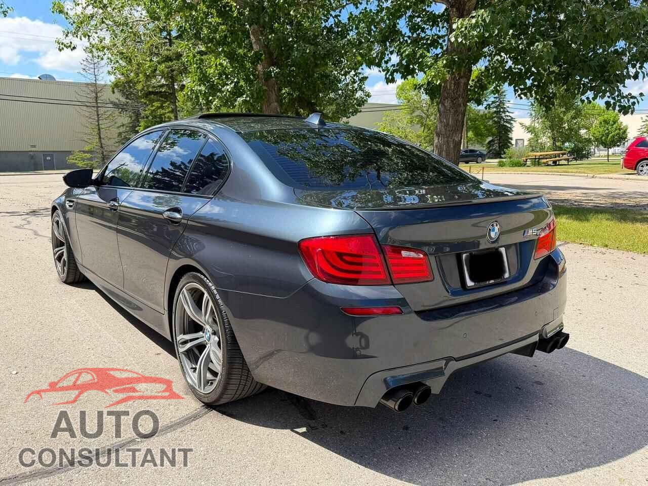 BMW M5 2012 - WBSFV9C57CC772384