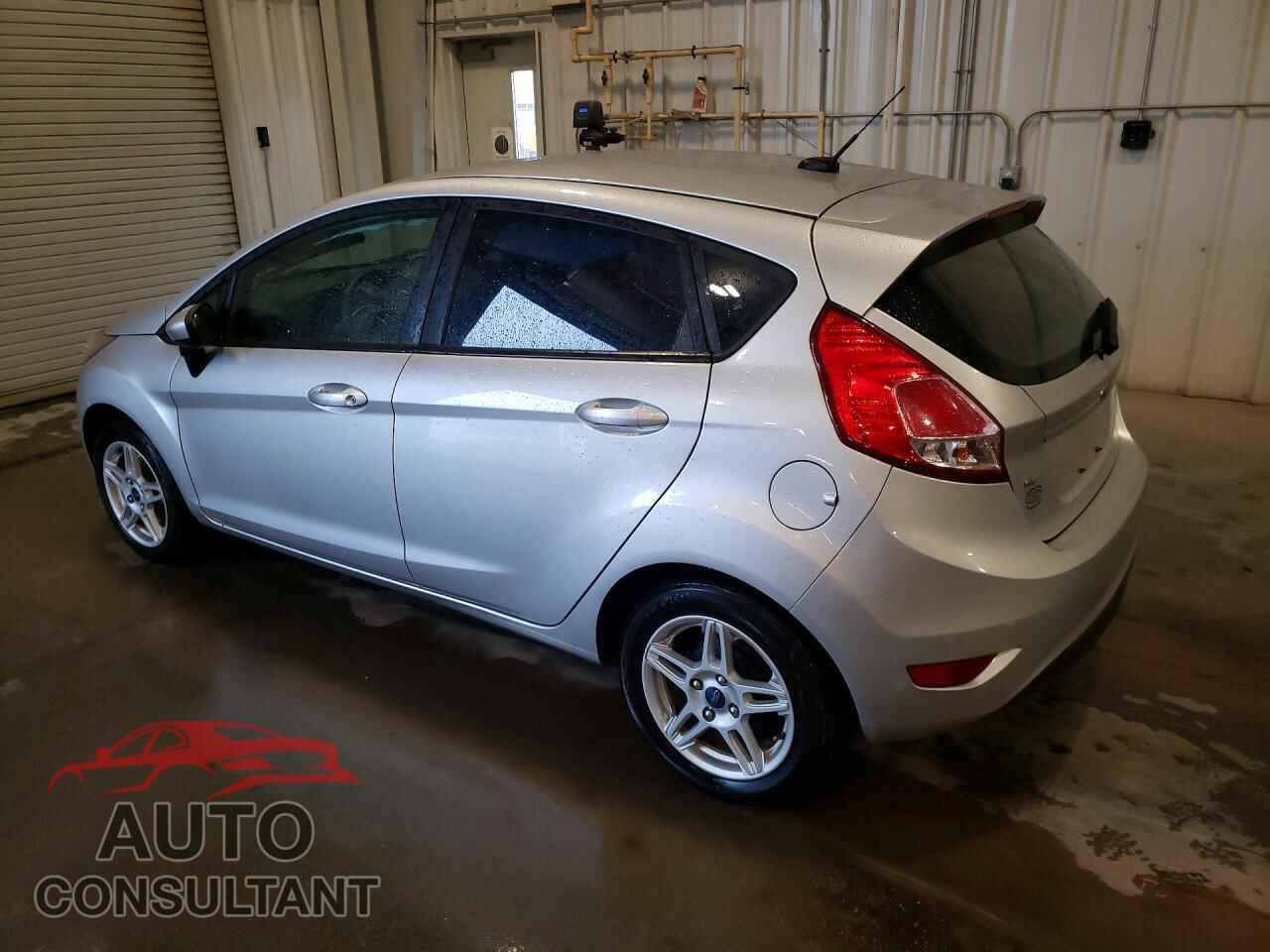 FORD FIESTA 2018 - 3FADP4EJ7JM138791