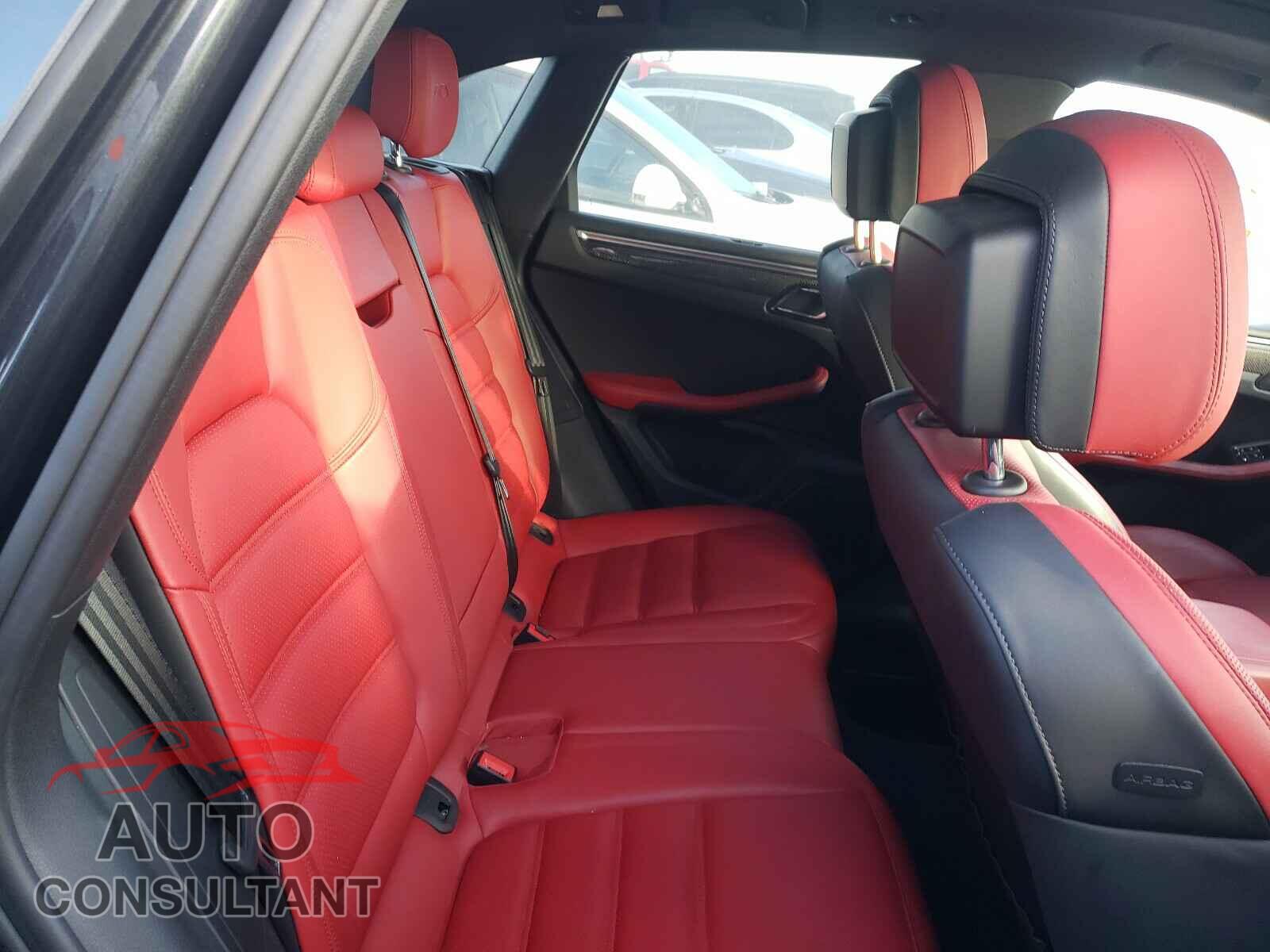 PORSCHE MACAN 2017 - WP1AG2A50HLB51273