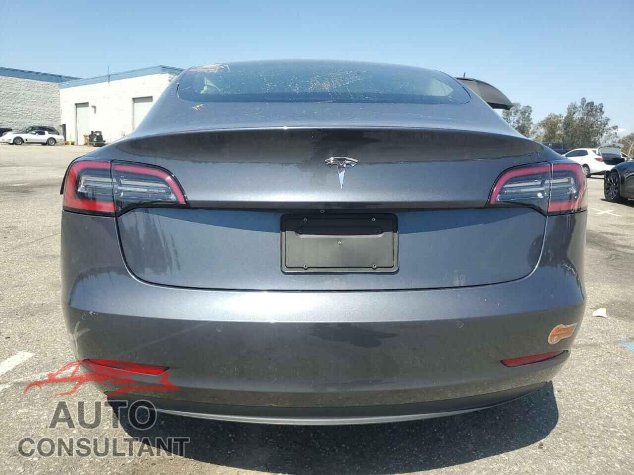 TESLA MODEL 3 2020 - 5YJ3E1EA5LF644296
