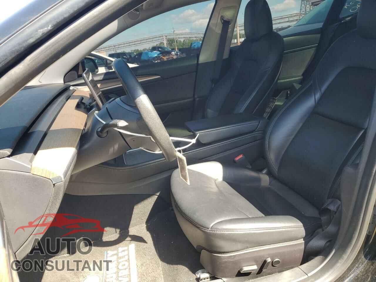 TESLA MODEL 3 2021 - 5YJ3E1EA2MF091740