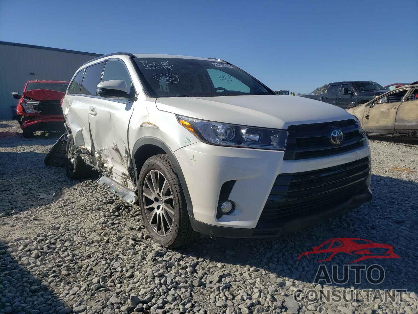 TOYOTA HIGHLANDER 2018 - 5TDJZRFH6JS843565