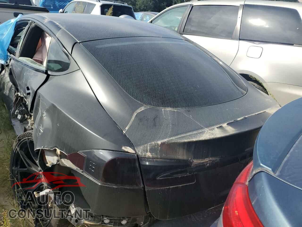 TESLA MODEL S 2021 - 5YJSA1E68MF456229