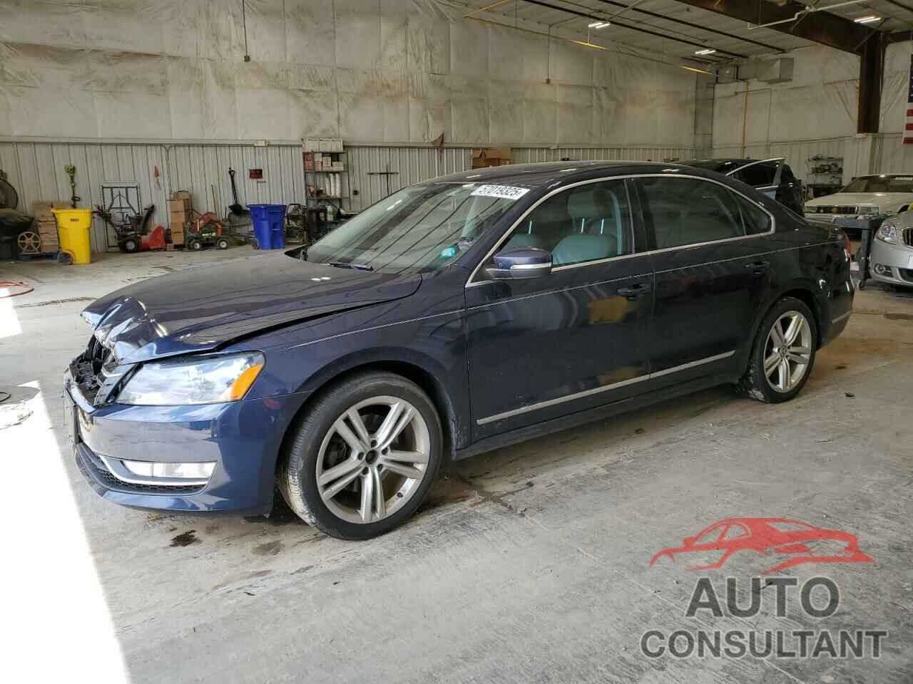 VOLKSWAGEN PASSAT 2015 - 1VWCV7A38FC051248