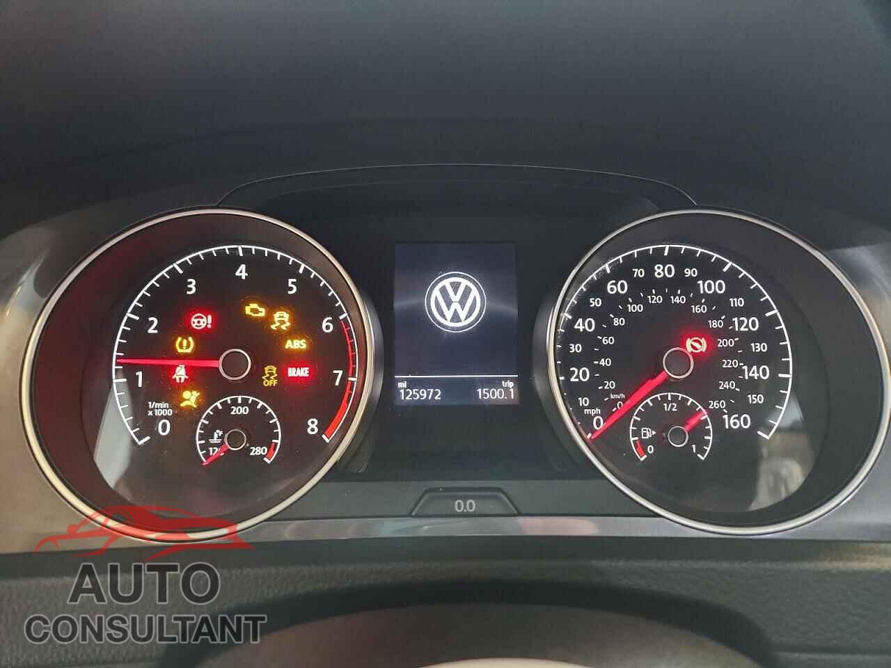 VOLKSWAGEN GOLF 2017 - 3VWH17AUXHM511425