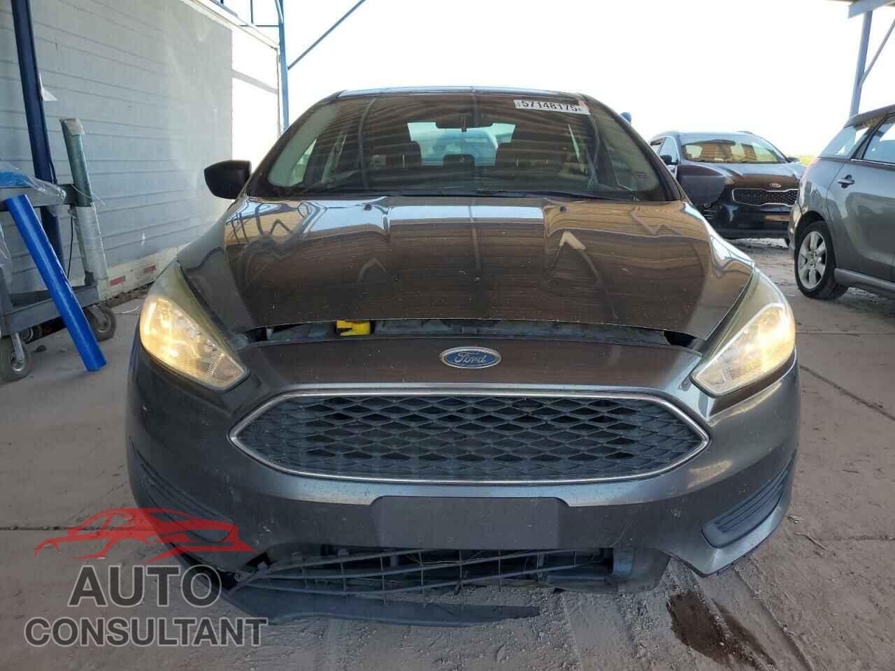 FORD FOCUS 2016 - 1FADP3E22GL384080