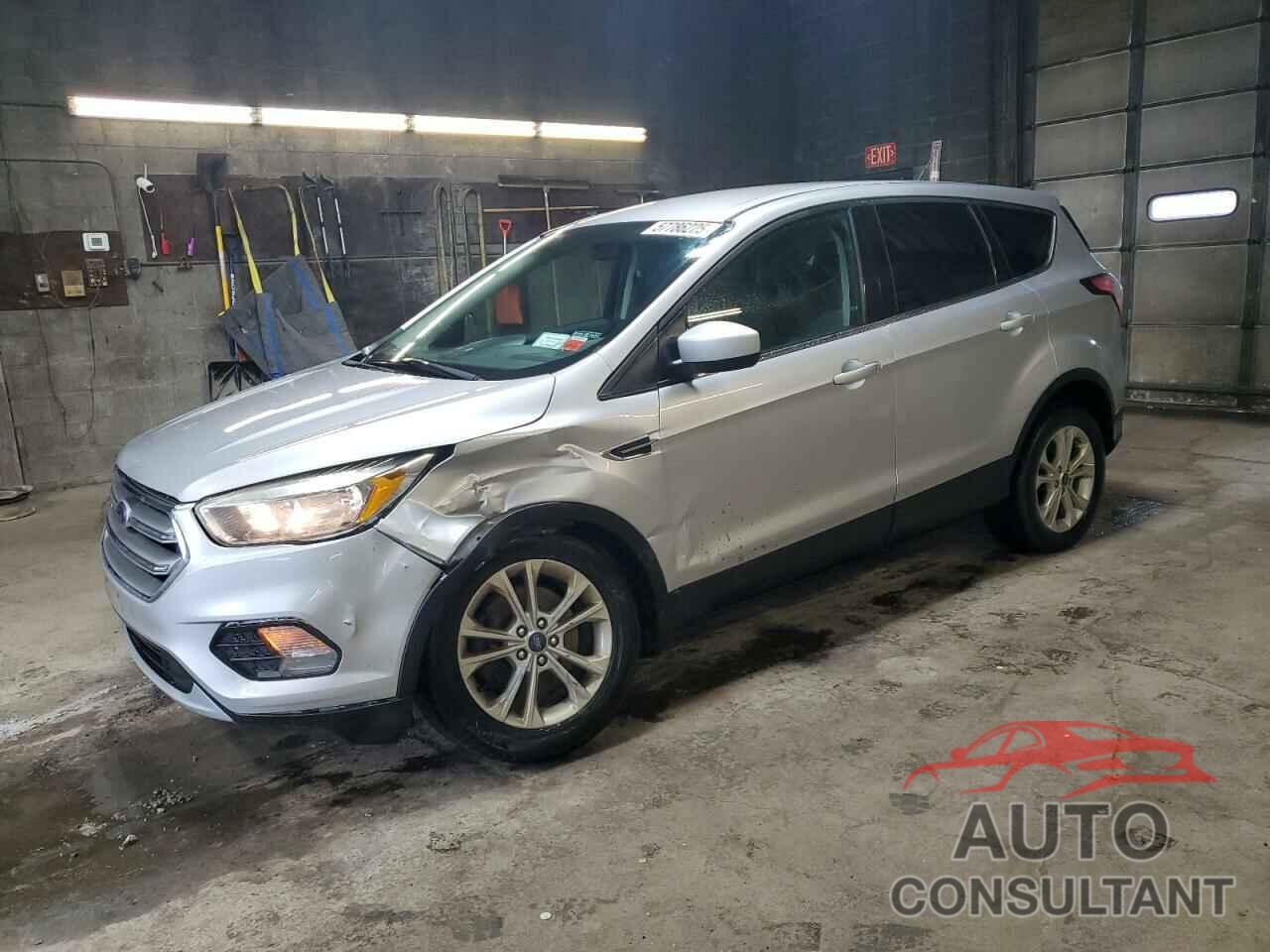 FORD ESCAPE 2017 - 1FMCU9GD2HUE59545