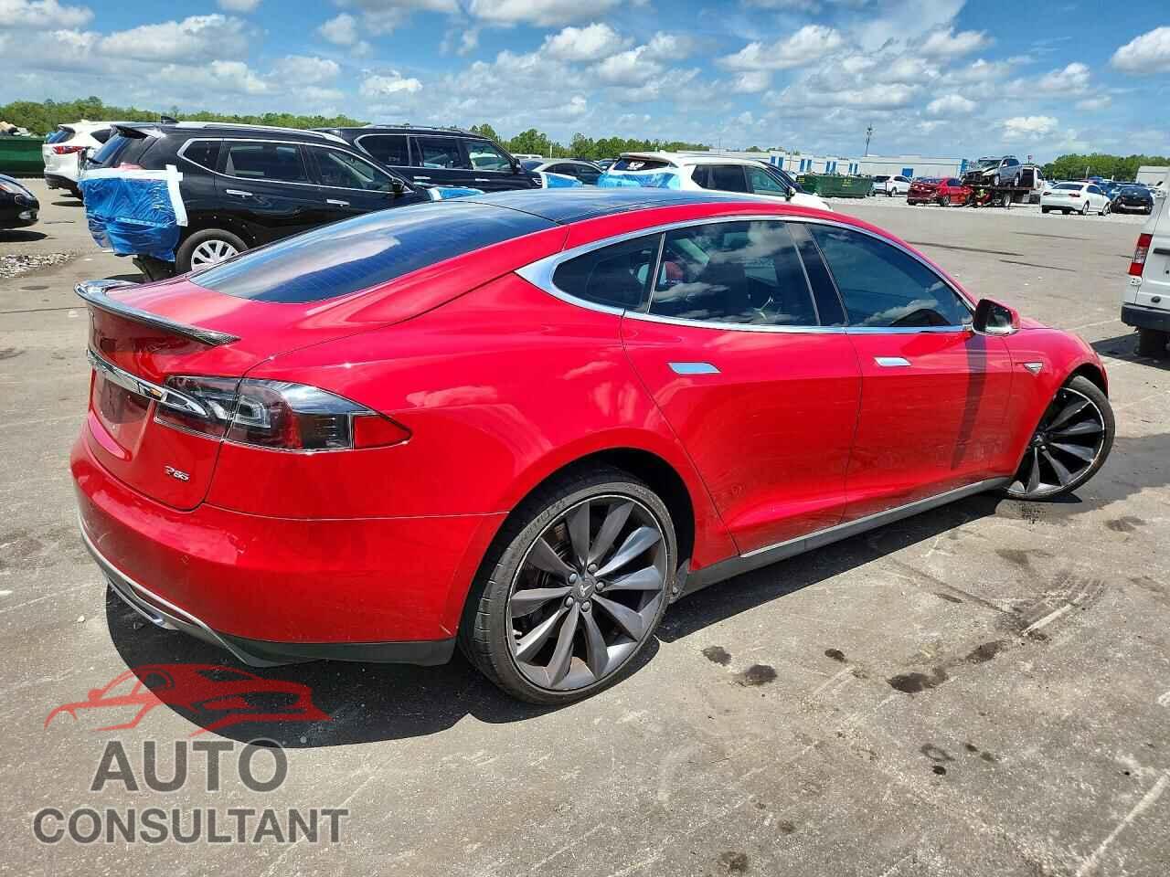 TESLA MODEL S 2013 - 5YJSA1DPXDFP26149