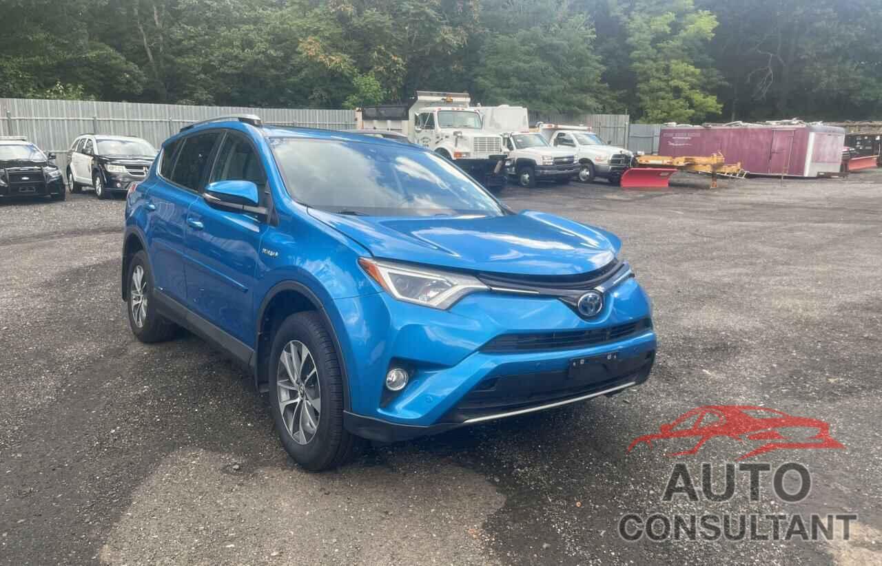 TOYOTA RAV4 2017 - JTMRJREV6HD137087