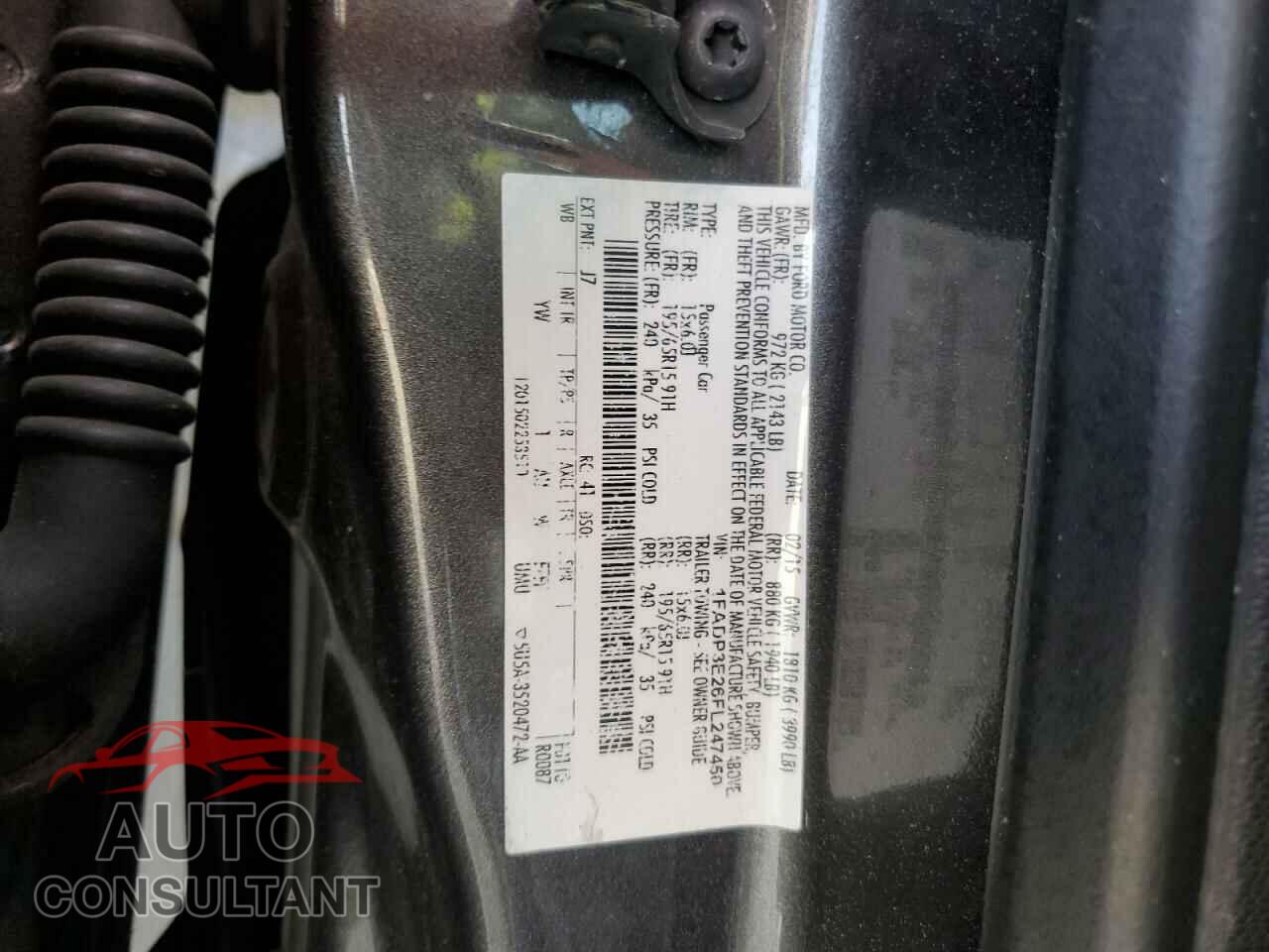 FORD FOCUS 2015 - 1FADP3E26FL247450