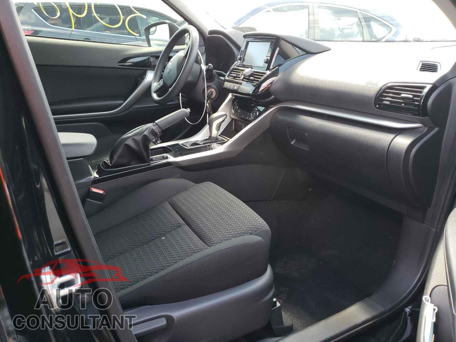 MITSUBISHI ECLIPSE 2022 - JA4ATUAA3NZ012635